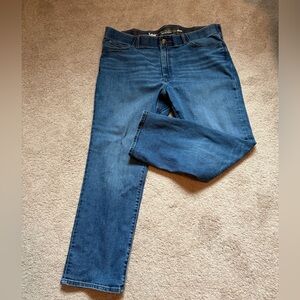 Men’s LEE Extreme Motion MVP regular straight leg Blue Jeans in size 42x30